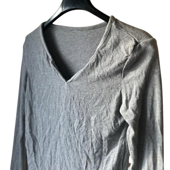 Grey Long Sleeve - Picture 2 of 2